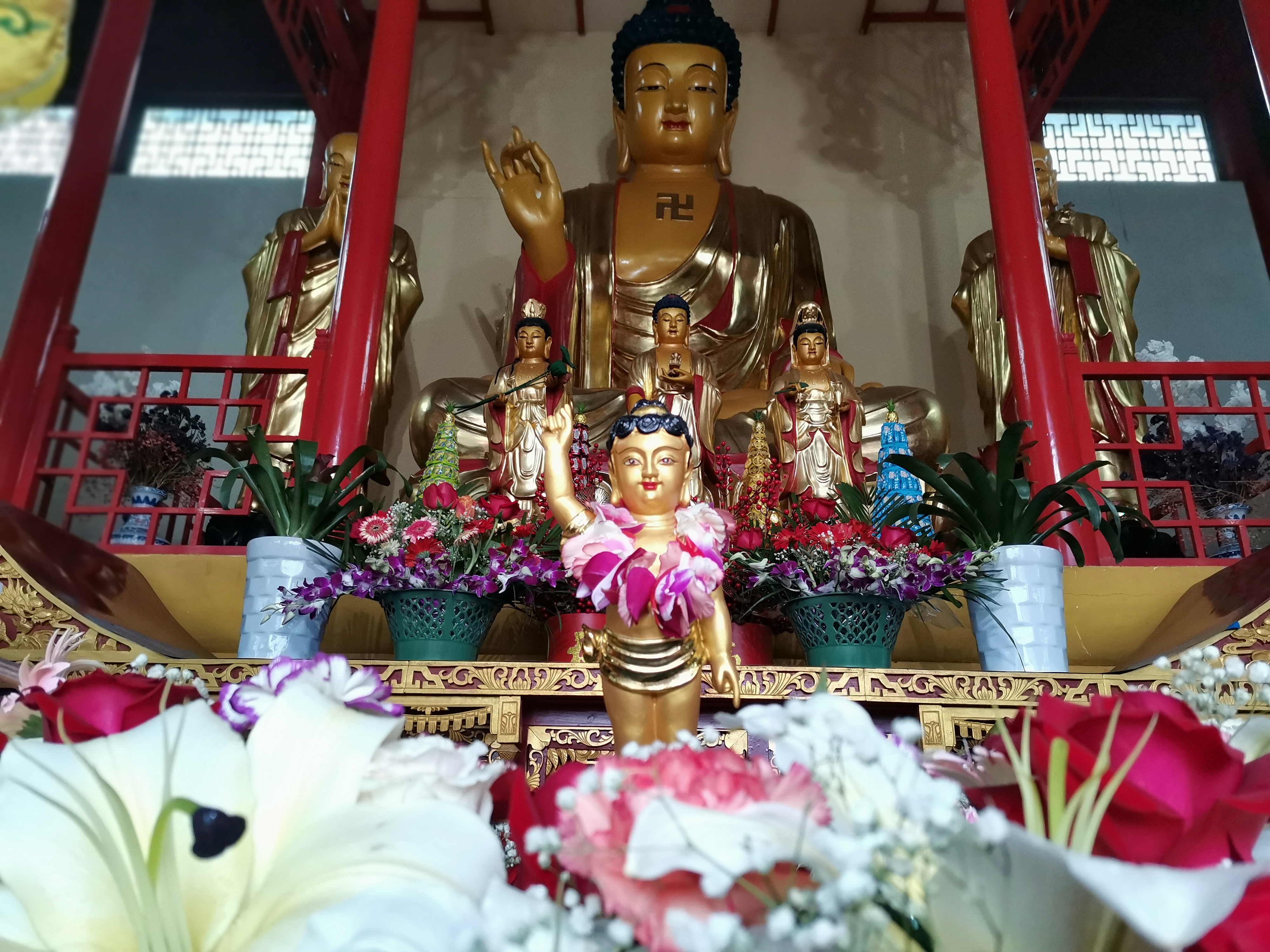 万彩网释迦牟尼佛圣诞法会圆满